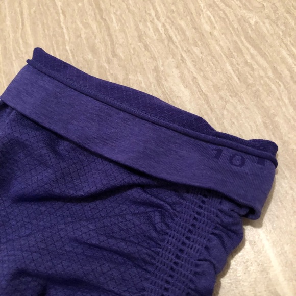 Lululemon In The Flow - Picture 3 of 4